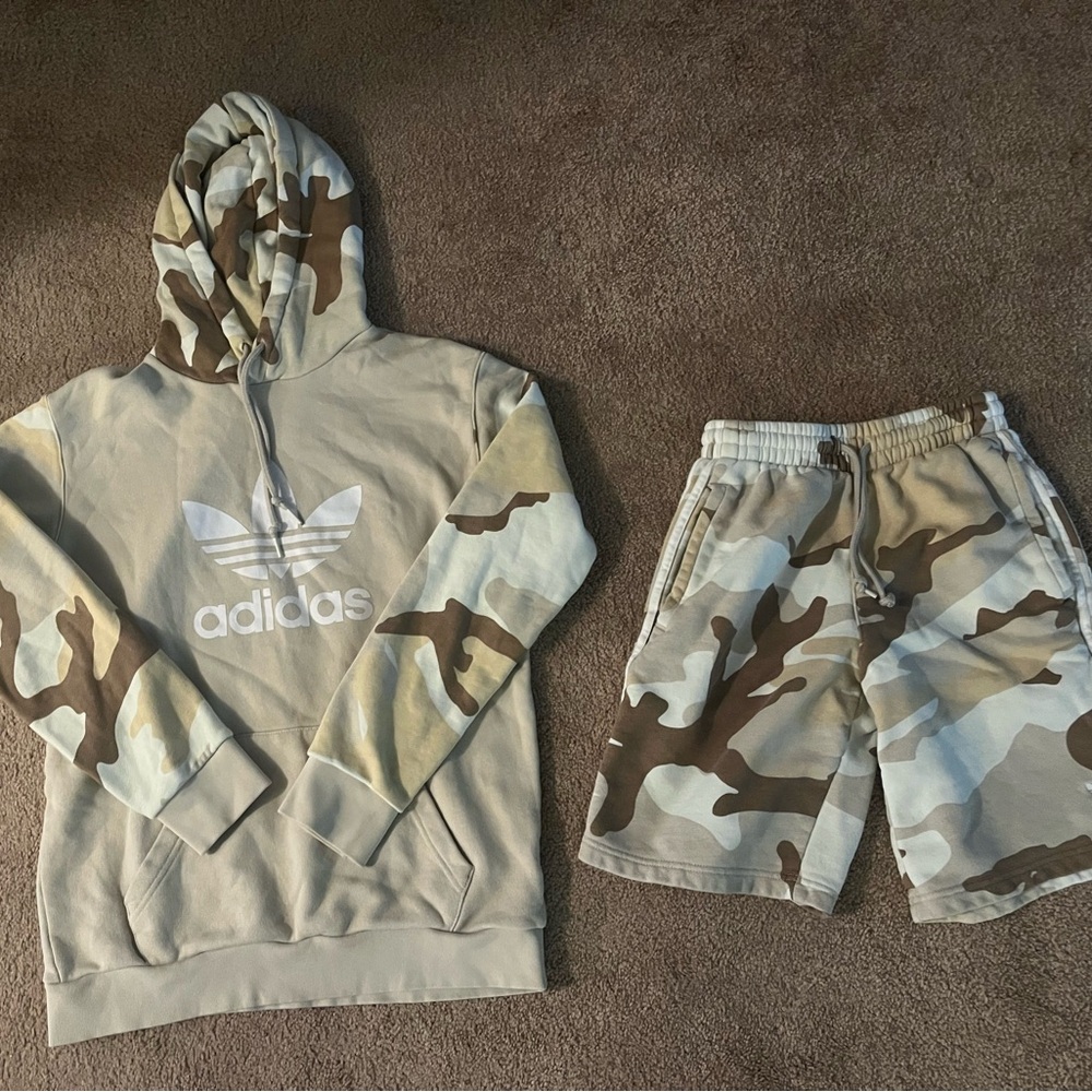 Adidas camo sweat set